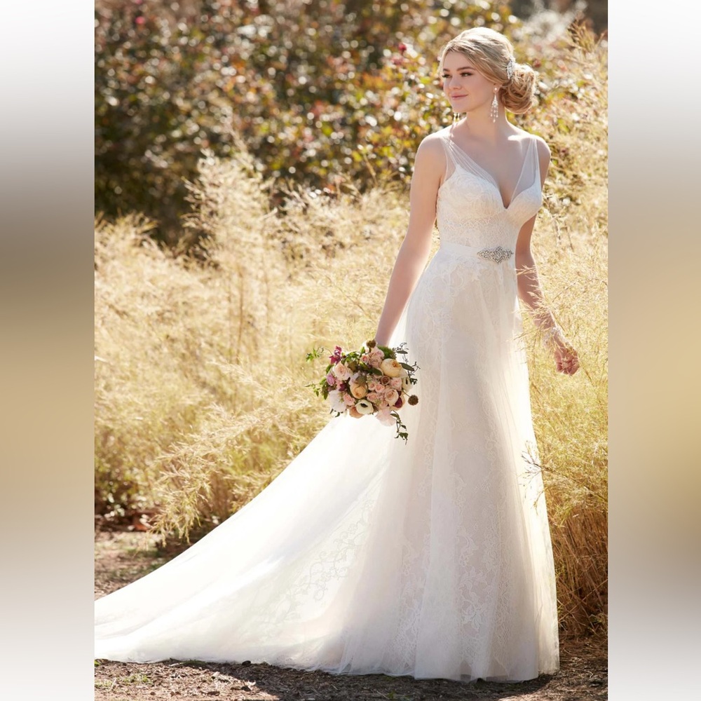Essence of Australia Lace Chiffon Wedding Dress